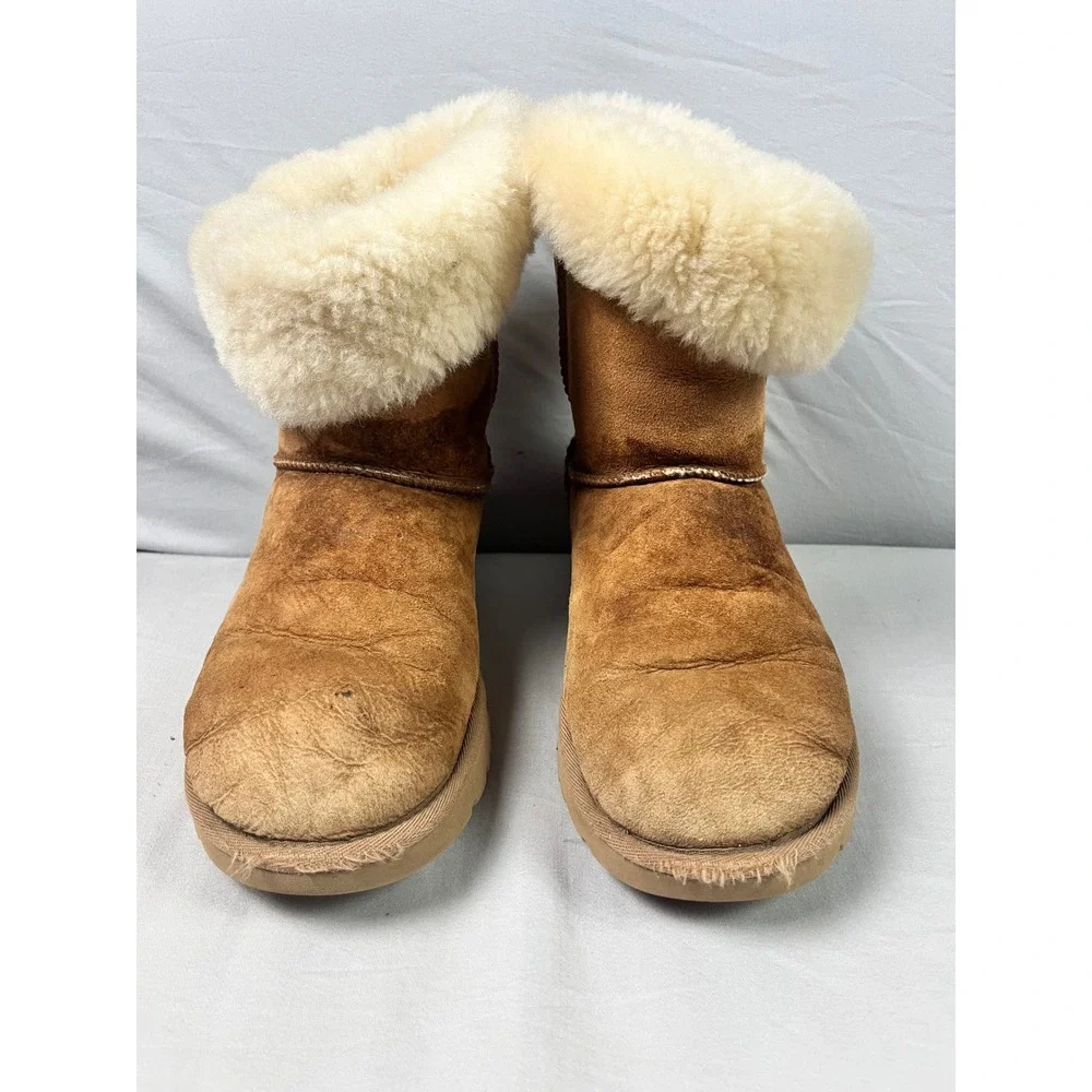 UGG Bailey Short Side Zip Chestnut Suede Sheepskin Boots 1112480 Womens 10